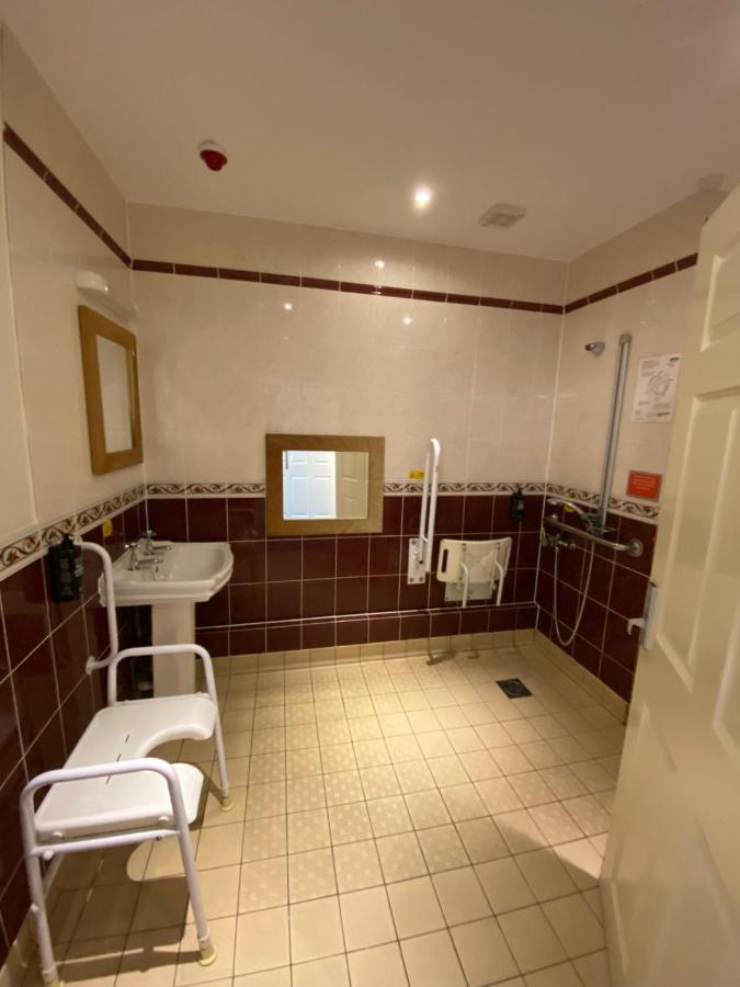 Ibis Budget Бромсгрув Экстерьер фото